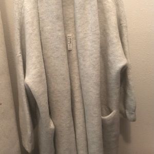 Madewell 2x light gray cardigan